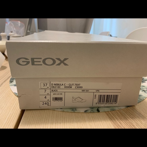 Geox Nebula Sneakers like new Black - Picture 9 of 9